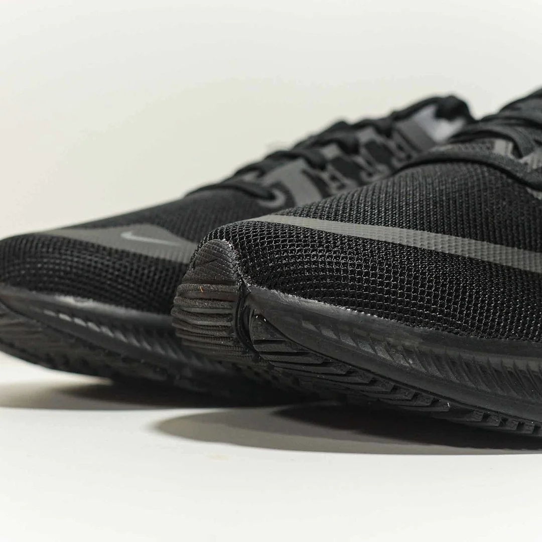 Nike Quest 4 – replica sneakers size 39/40/41/42/43/44/45