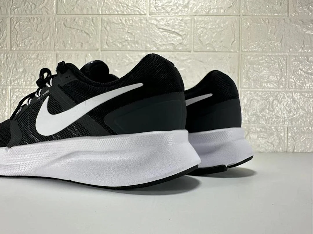 Nike Run Swift 3 – replica sneakers size 39/40/41/42/43/44/45