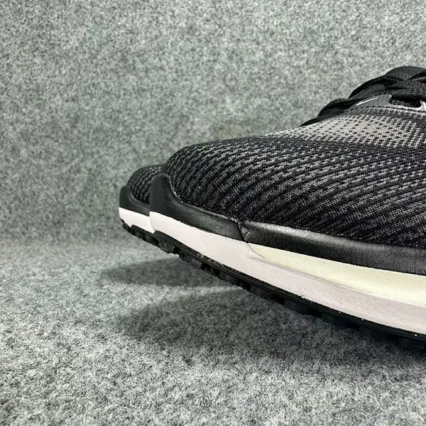 Nike Vomero 17 – replica sneakers size 36/37/38/39/40/41/42/43/44/45/46