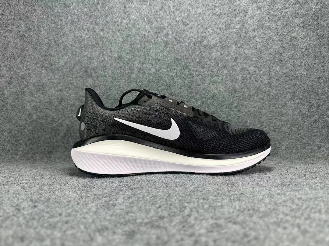 Nike Vomero 17 – replica sneakers size 36/37/38/39/40/41/42/43/44/45/46