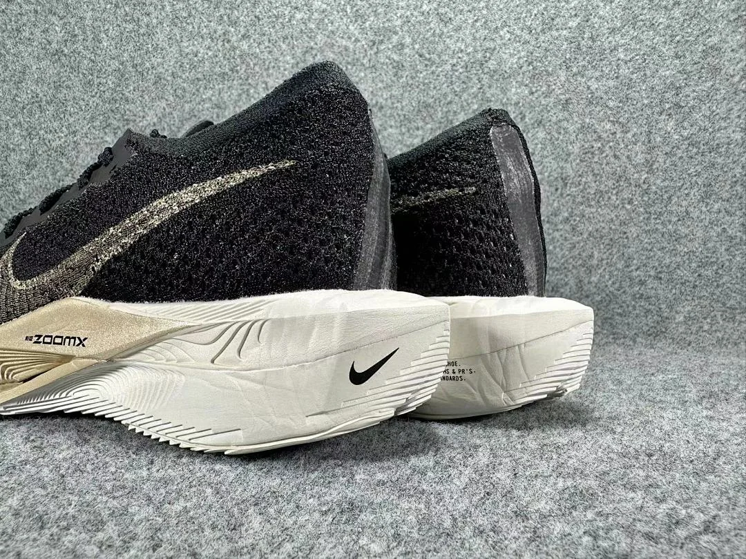 Nike ZoomX Vaporfly Next% 3 – replica sneakers size 39/40/41/42/43/44/45