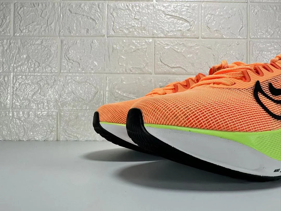 Nike Zoom Fly 5 – replica sneakers size 36/37/38/39/40