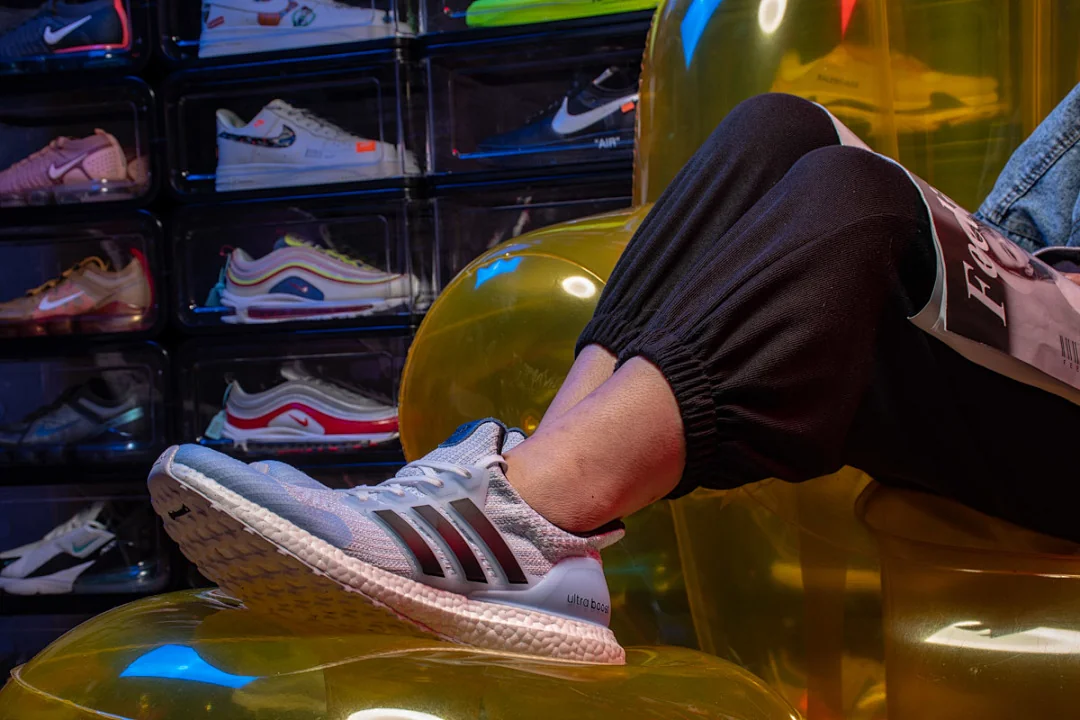 Adidas Ultraboost 4.0 Game of Thrones – replica sneakers size 39/39.5/40/40.5/41/41.5/42/42.5/43/43.5/44/44.5/45