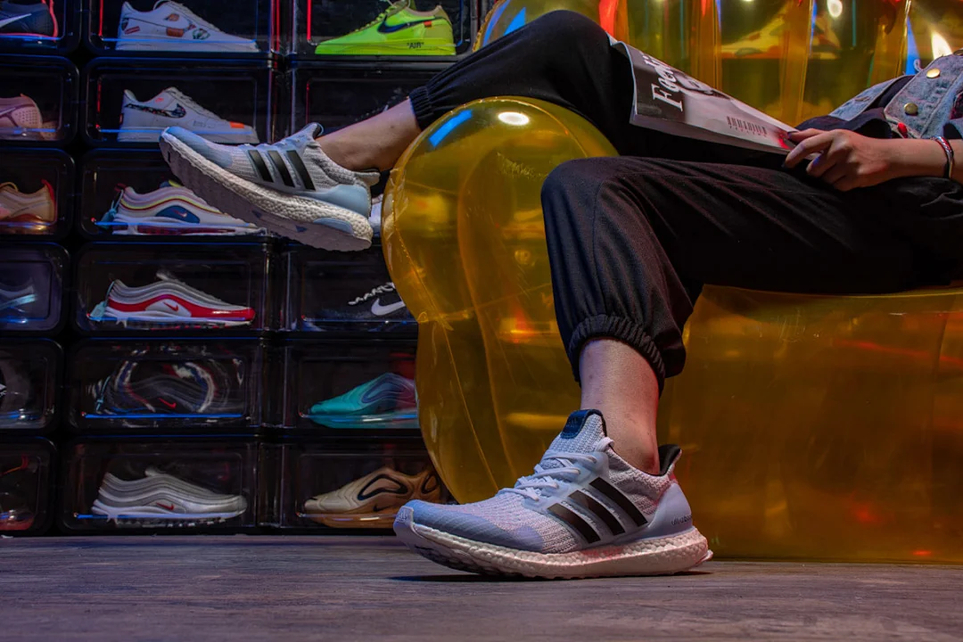 Adidas Ultraboost 4.0 Game of Thrones – replica sneakers size 39/39.5/40/40.5/41/41.5/42/42.5/43/43.5/44/44.5/45