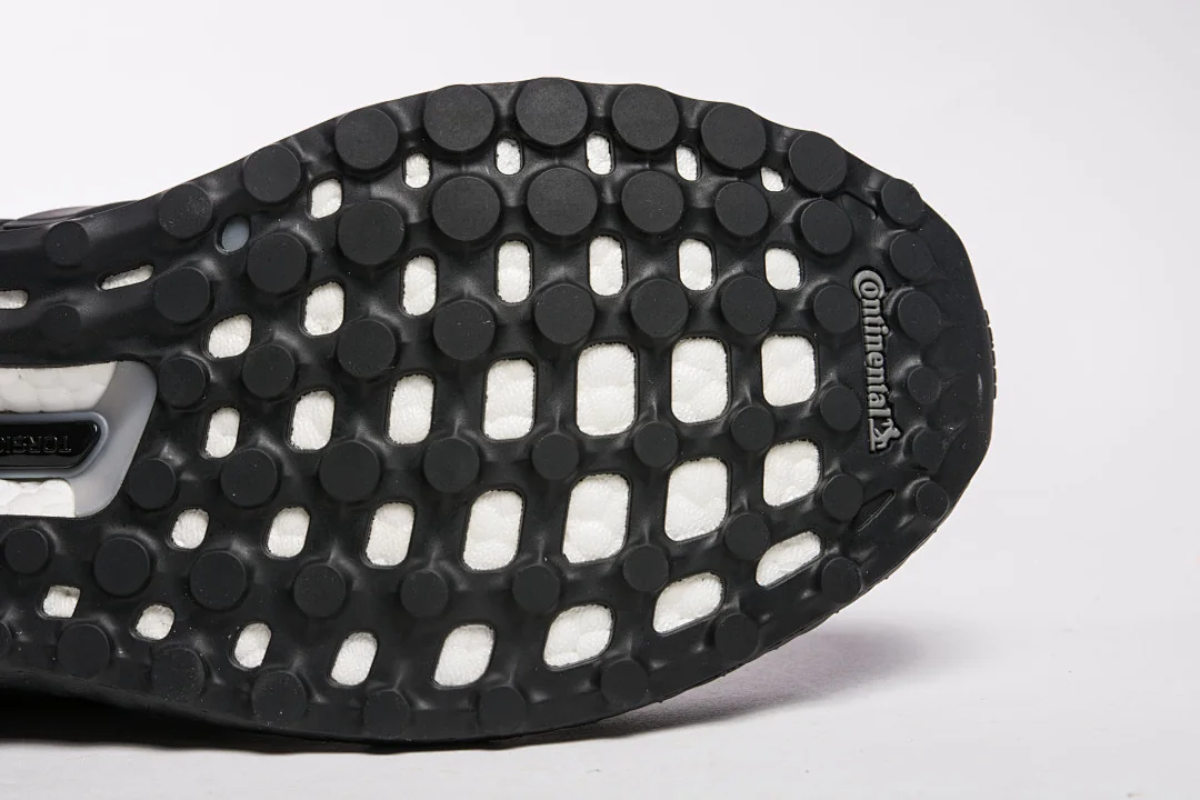 Adidas Ultraboost 3.0 – replica sneakers size 39/39.5/40/40.5/41/41.5/42/42.5/43/43.5/44/44.5/45/45.5/46