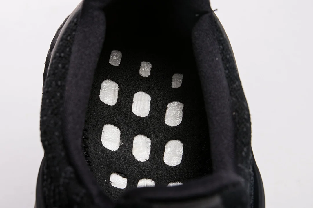Adidas Ultraboost 3.0 – replica sneakers size 39/39.5/40/40.5/41/41.5/42/42.5/43/43.5/44/44.5/45/45.5/46