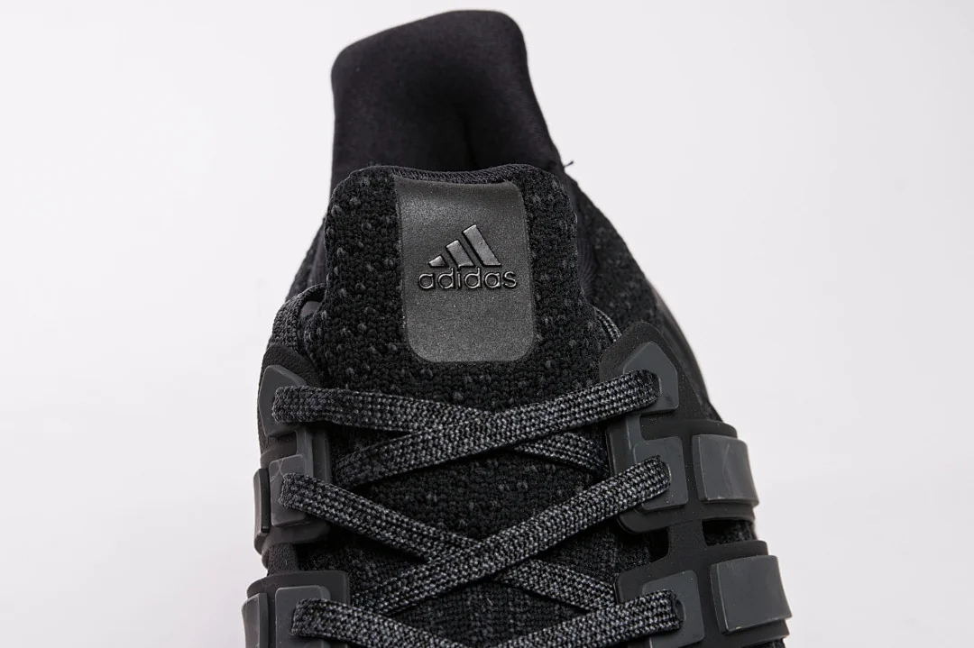 Adidas Ultraboost 3.0 – replica sneakers size 39/39.5/40/40.5/41/41.5/42/42.5/43/43.5/44/44.5/45/45.5/46