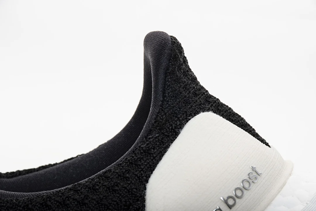 Adidas Ultraboost 4.0 – replica sneakers size 39/39.5/40/40.5/41/41.5/42/42.5/43/43.5/44/44.5/45/45.5/46