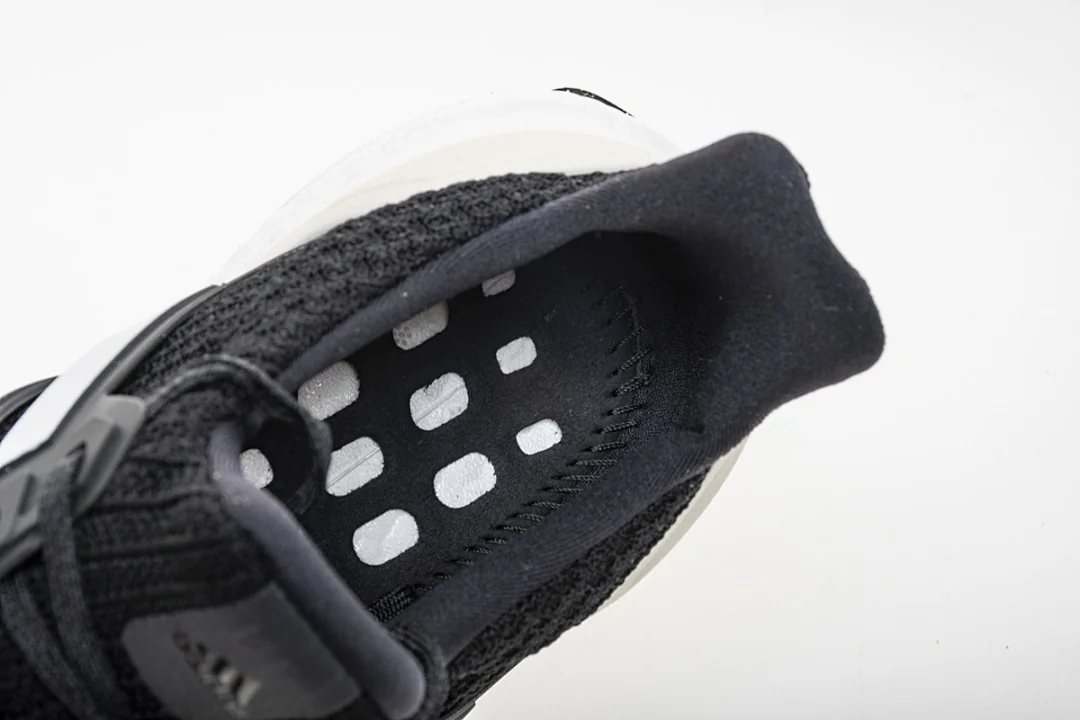 Adidas Ultraboost 4.0 – replica sneakers size 39/39.5/40/40.5/41/41.5/42/42.5/43/43.5/44/44.5/45/45.5/46