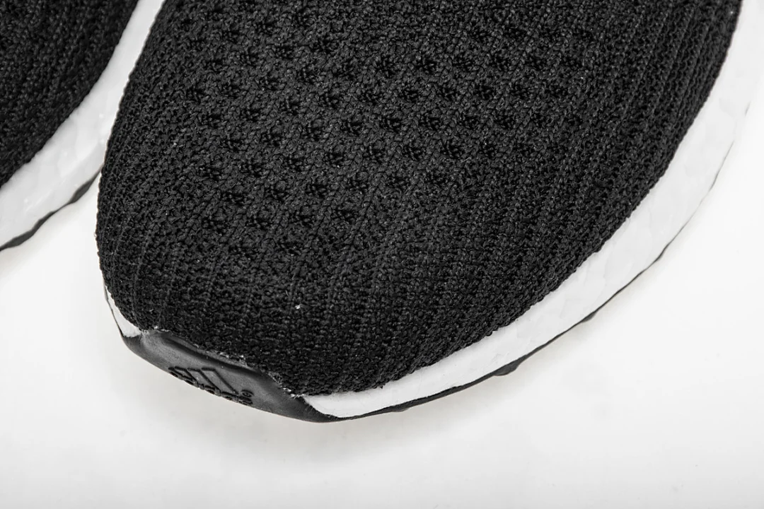 Adidas Ultraboost 4.0 – replica sneakers size 39/39.5/40/40.5/41/41.5/42/42.5/43/43.5/44/44.5/45/45.5/46