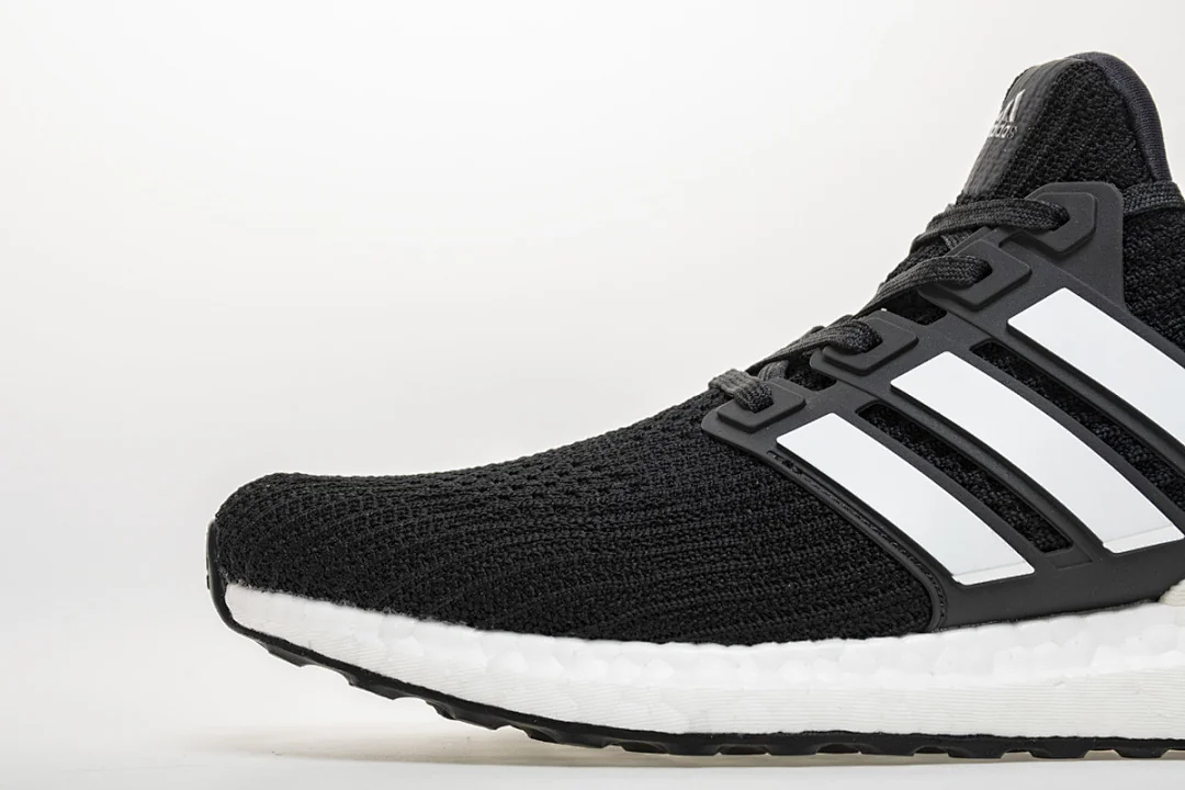 Adidas Ultraboost 4.0 – replica sneakers size 39/39.5/40/40.5/41/41.5/42/42.5/43/43.5/44/44.5/45/45.5/46