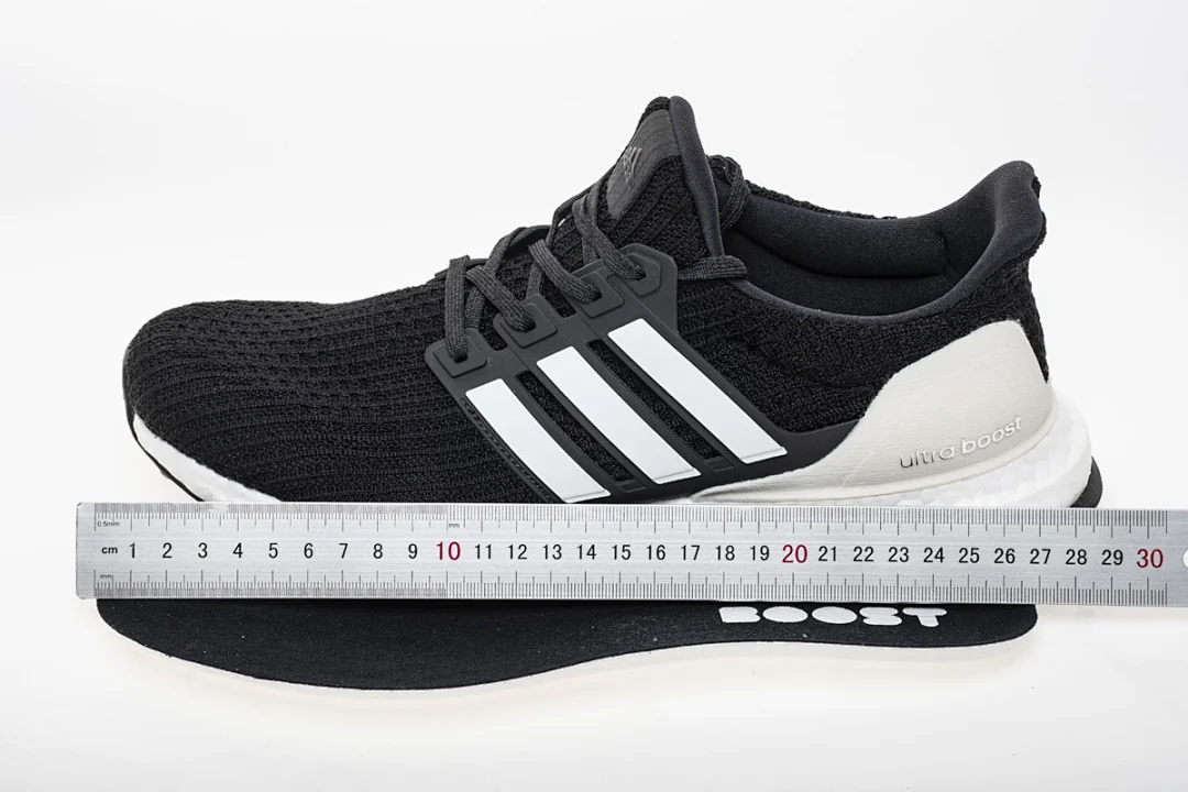 Adidas Ultraboost 4.0 – replica sneakers size 39/39.5/40/40.5/41/41.5/42/42.5/43/43.5/44/44.5/45/45.5/46