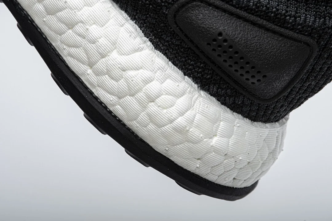 Adidas Ultraboost Popcorn Cushion – replica sneakers size 36/36.5/37/37.5/38/38.5/39/39.5/40/40.5/41/41.5/42/42.5/43/43.5/44/44.5/45