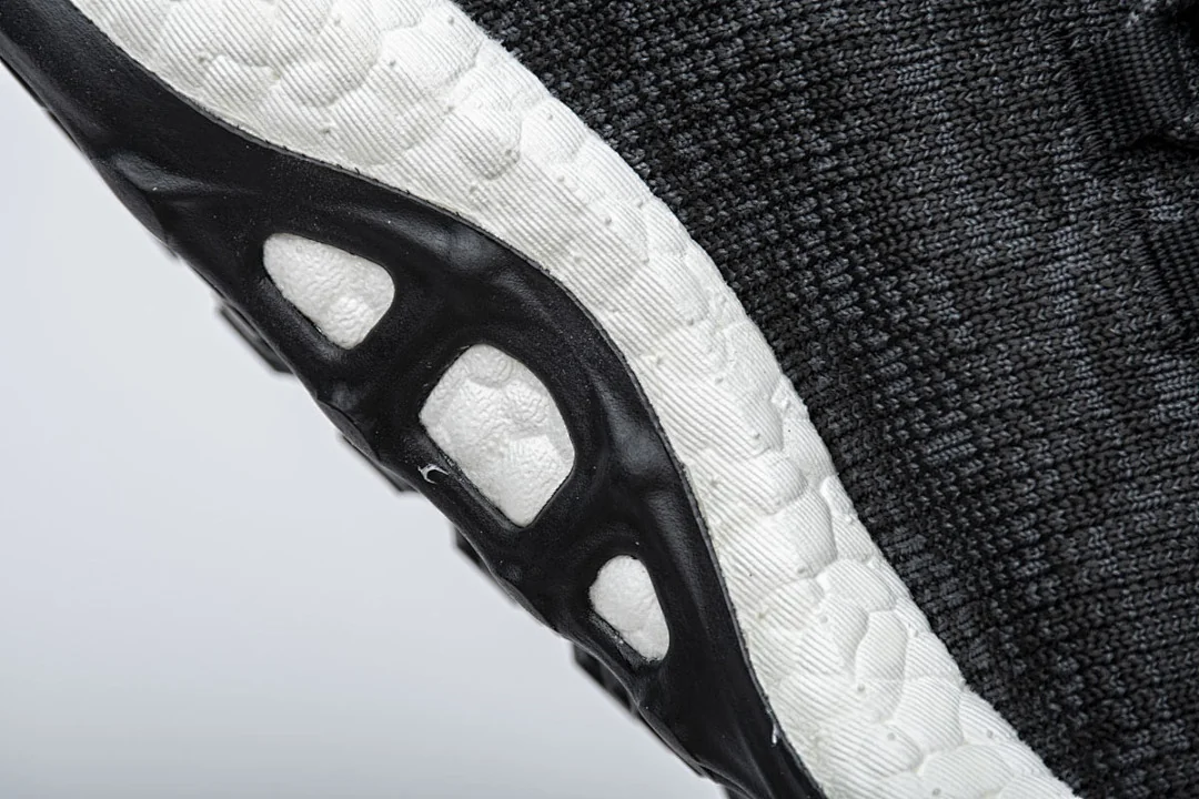 Adidas Ultraboost Popcorn Cushion – replica sneakers size 36/36.5/37/37.5/38/38.5/39/39.5/40/40.5/41/41.5/42/42.5/43/43.5/44/44.5/45