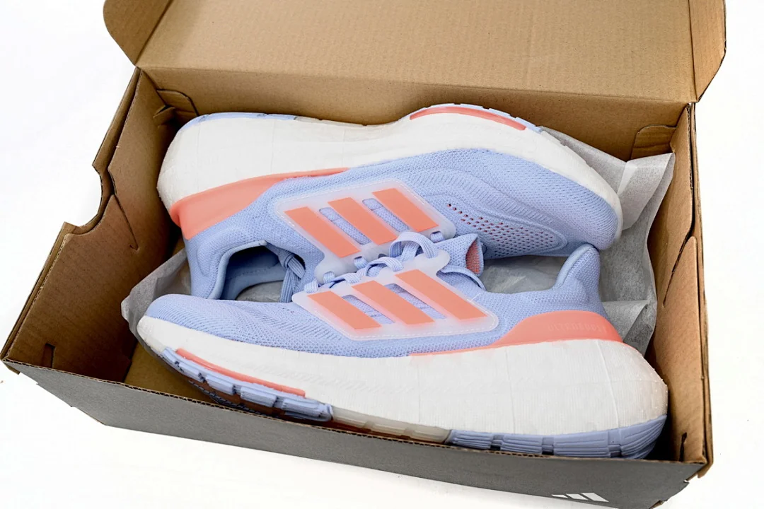 Adidas Ultraboost Light 2023 – replica sneakers size 36/37/38/39/40
