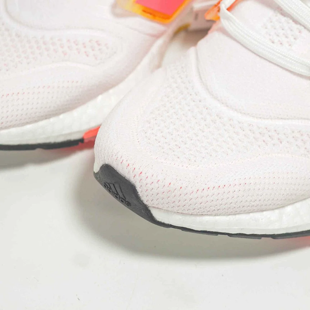 Adidas Ultraboost 8.0 – replica sneakers size 36/37/38/39