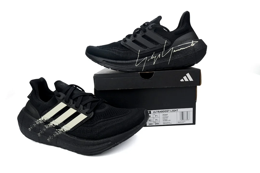 Adidas Y-3 Ultraboost Light – replica sneakers size 39/40/41/42/43/44/45/46/47/48