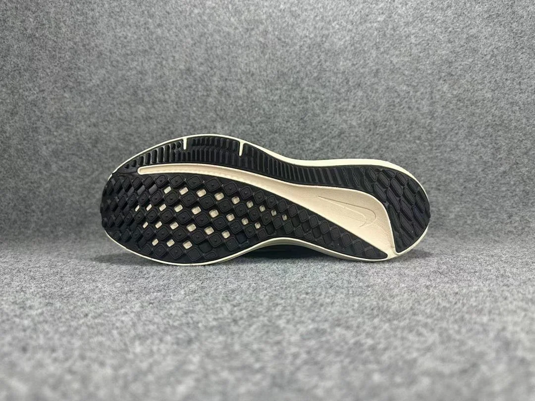 Nike Air Winflo 10 – replica sneakers size 39/40/41/42/43/44/45/46