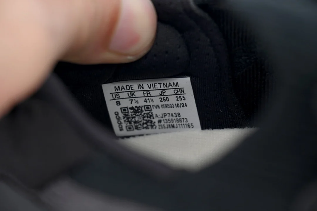 Adidas Y-3 Ultraboost 5 – replica sneakers size 39/40/41/42/43/44/45