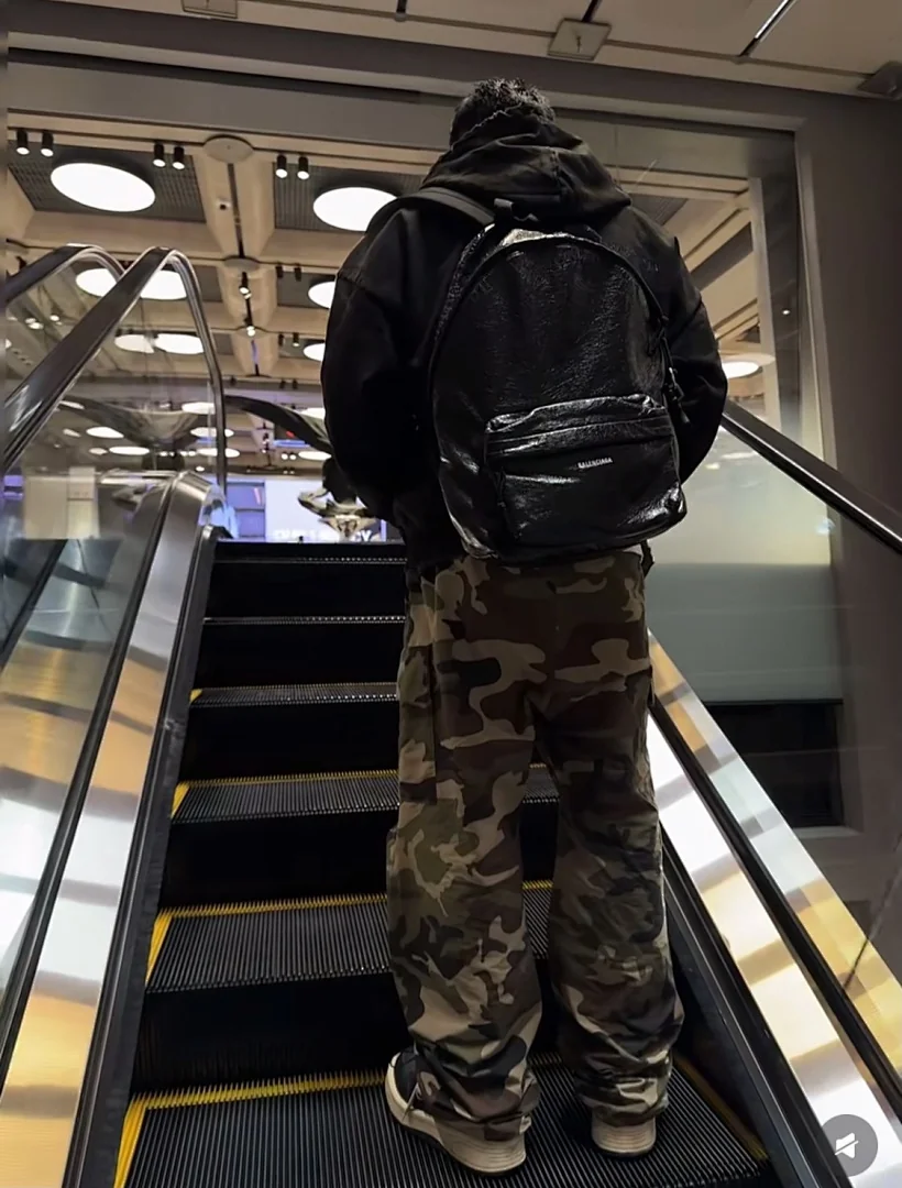 Balenciaga Backpack – replica sneakers size 39/40/41/42/43/44/45